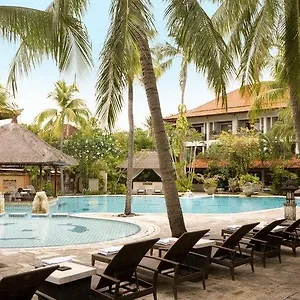 Hotel Santika Premiere Beach